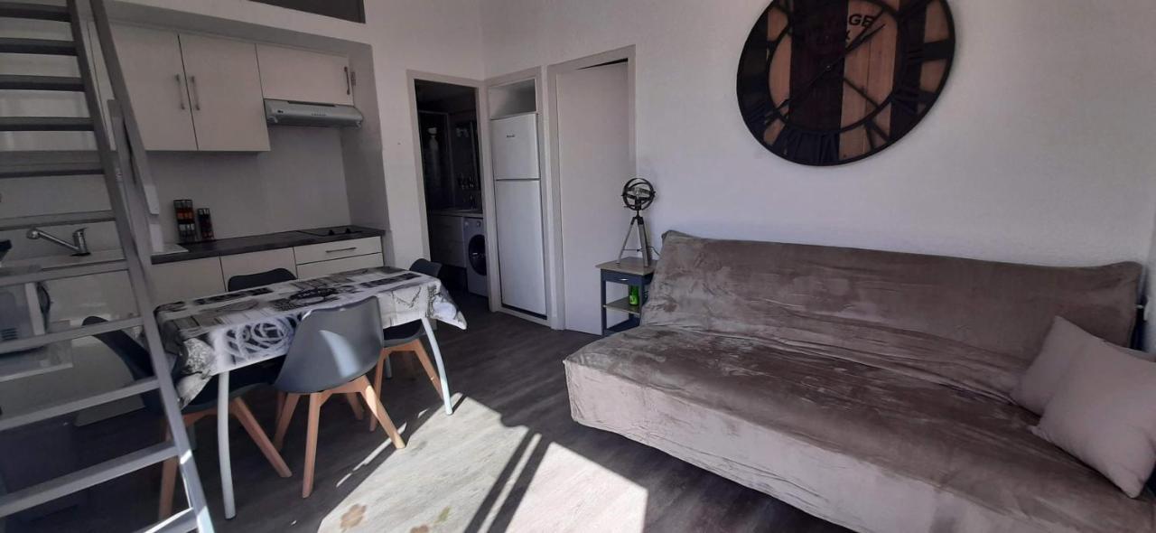 La Casel Appartement Cosy Avec Terrasse Proche Plage - Clim - Parking Сен-Киприен Екстериор снимка